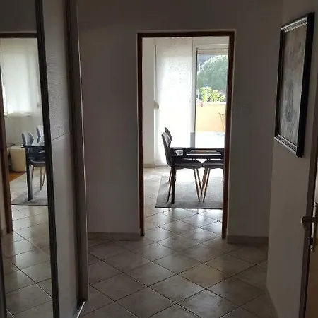 P & E Apartment Pula